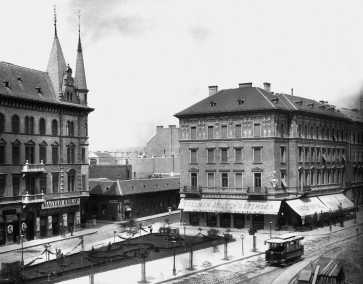 Baross k�v�h�z a J�zsef k�r�t �s a Kr�dy Gyula utca sark�n 1894 k�r�l, Kl�sz Gy�rgy felv�tele