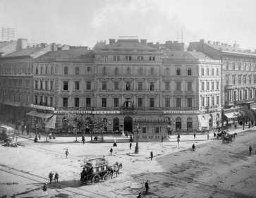 Abb�zia k�v�h�z az Oktogonon, 1900-as �vek, Erd�lyi M�r felv�tele