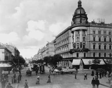 A Szikszay kvhz (Szikszay Ferenc vendglje) az Astorinl, 1900-as vek, ismeretlen felvtele